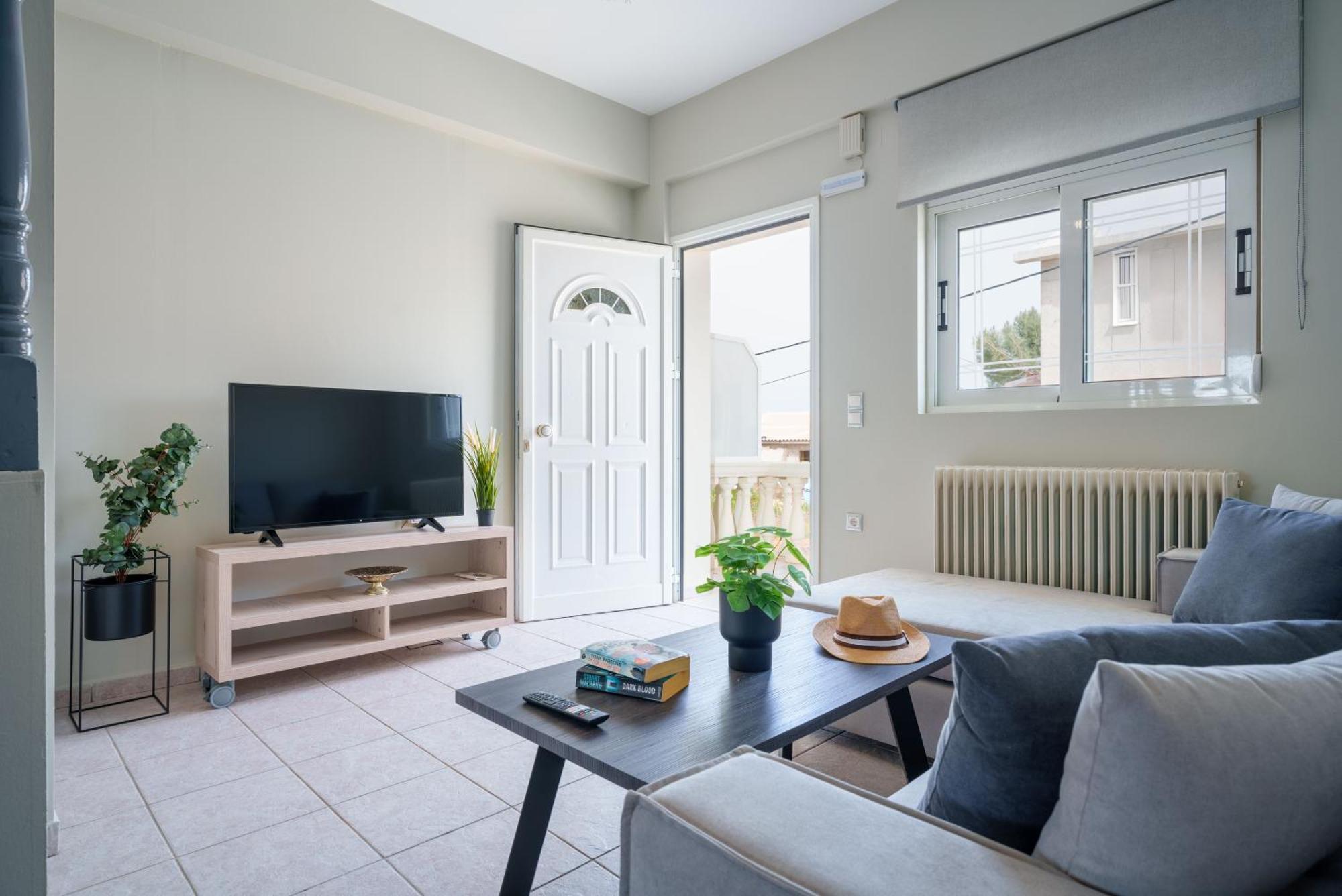 Solomos Apartment *